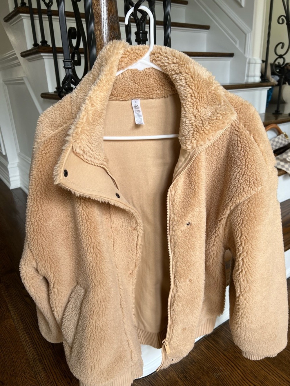 ALO Yoga Teddy Sherpa Jacket in Camel/Tan